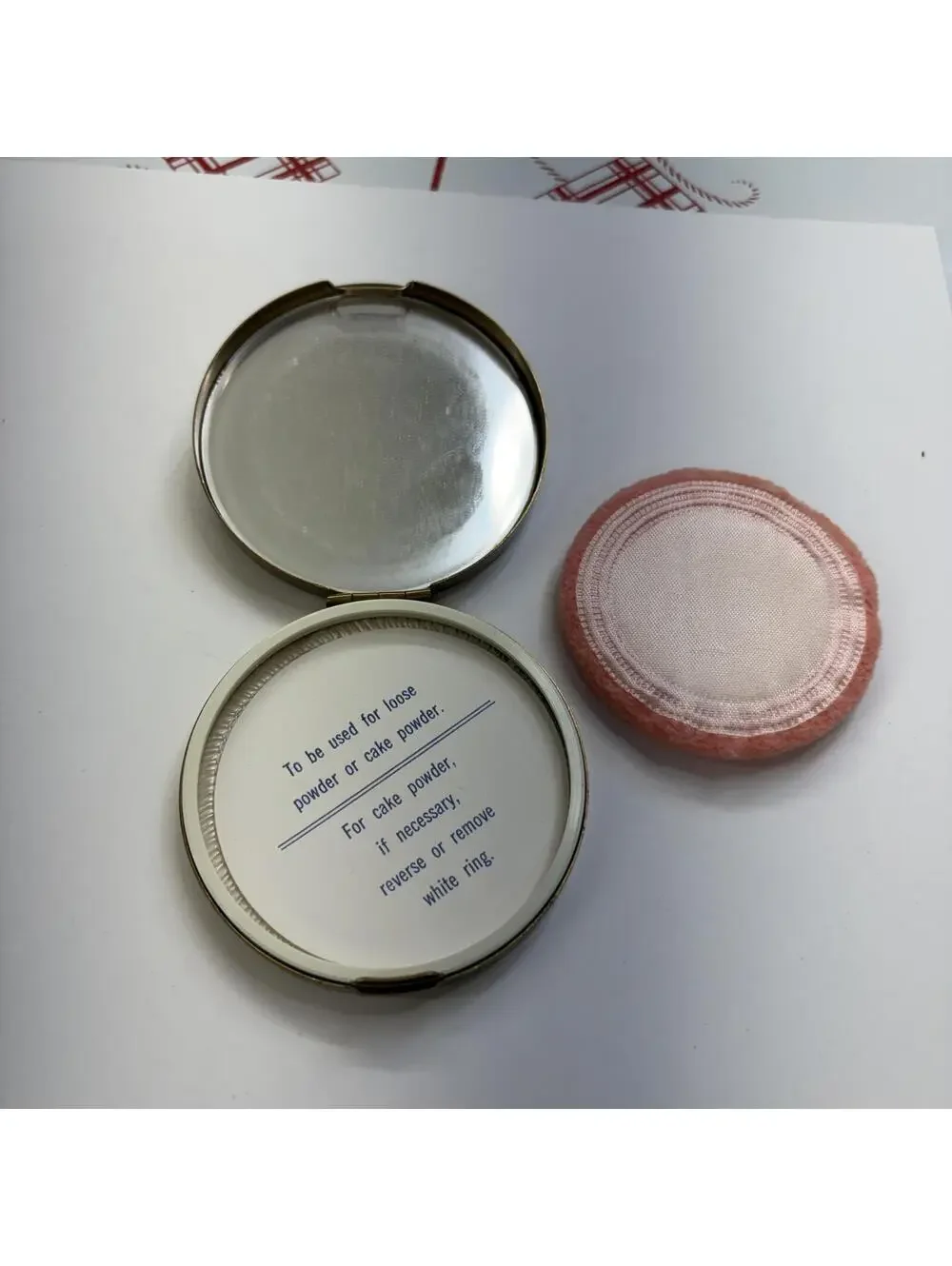 Limoges makeup compact vintage